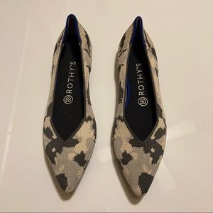 NEW NEVER WORN Rothy’s Ash Gray Camo sz 9
